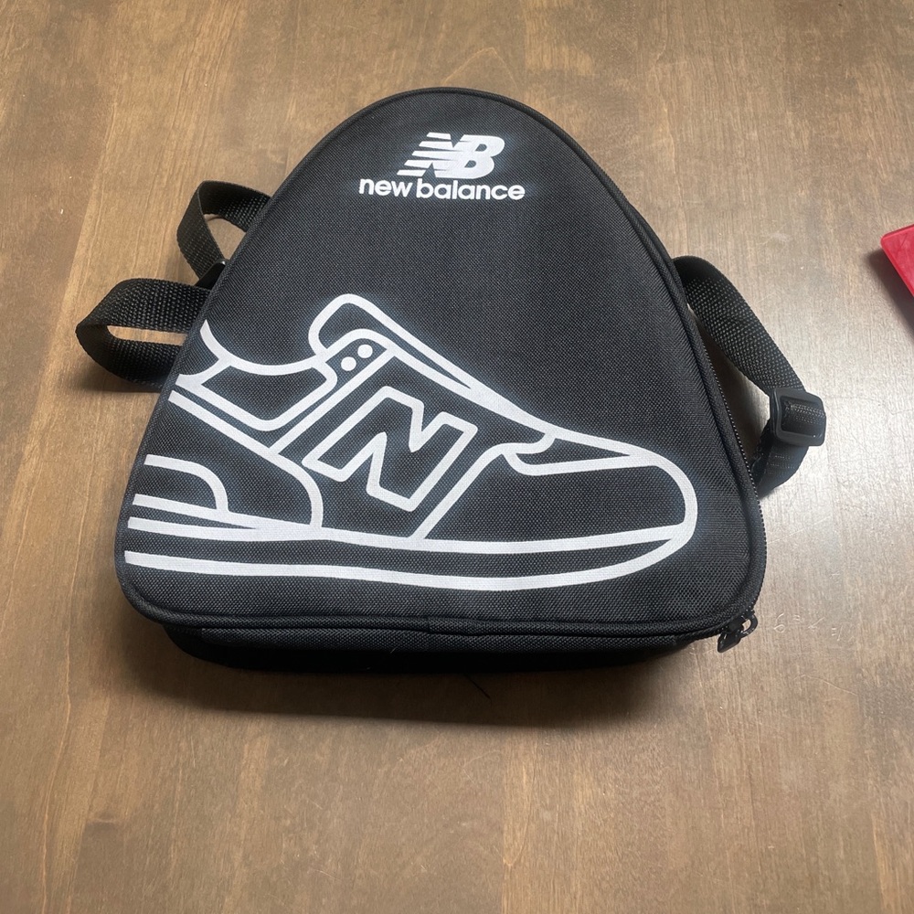 New balance lunch bag never used